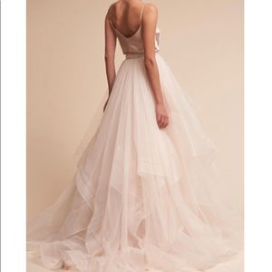 Bridal skirt/ball gown